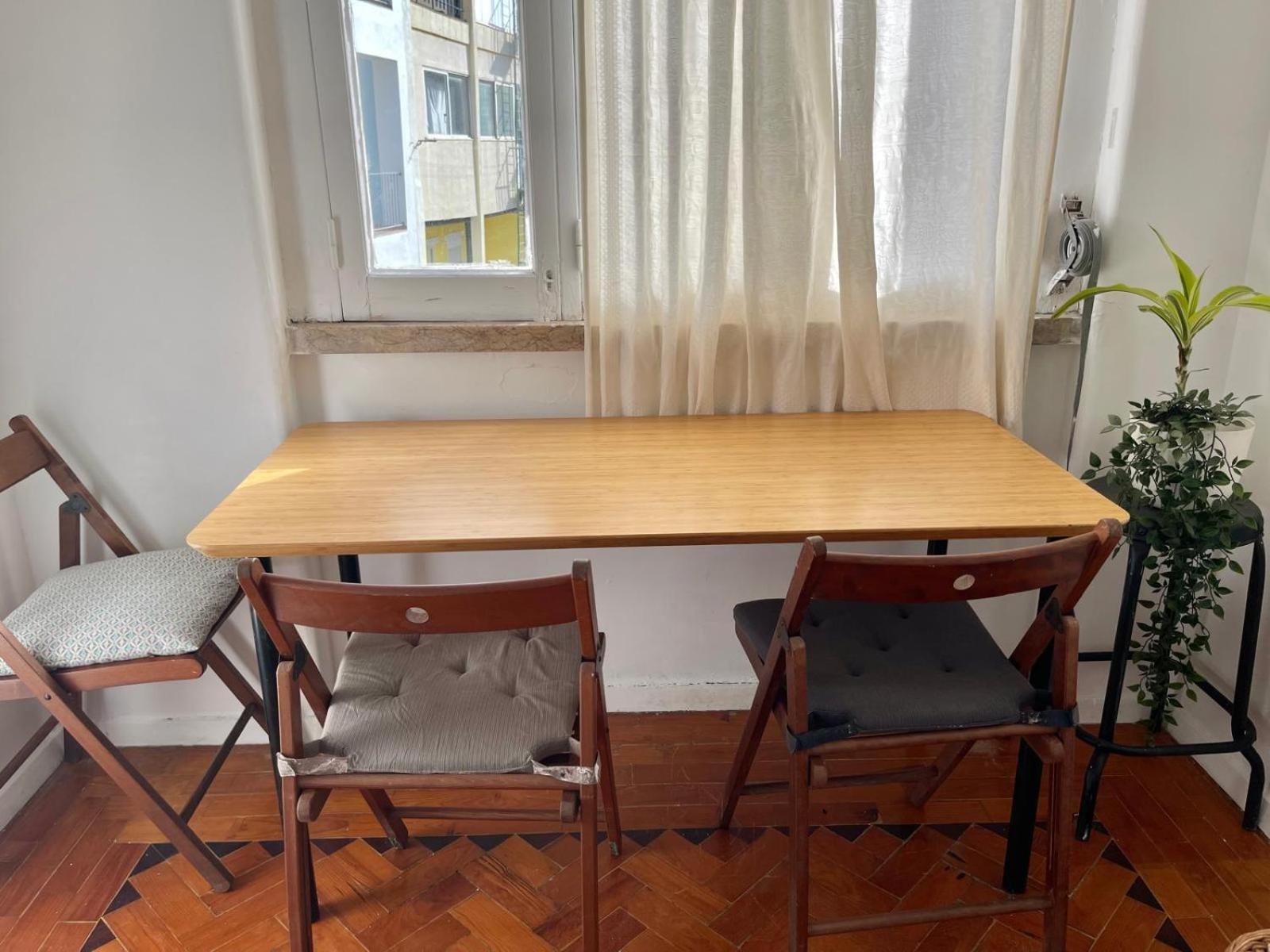 Maria Shared Apartment In Central Lisbon Exterior photo
